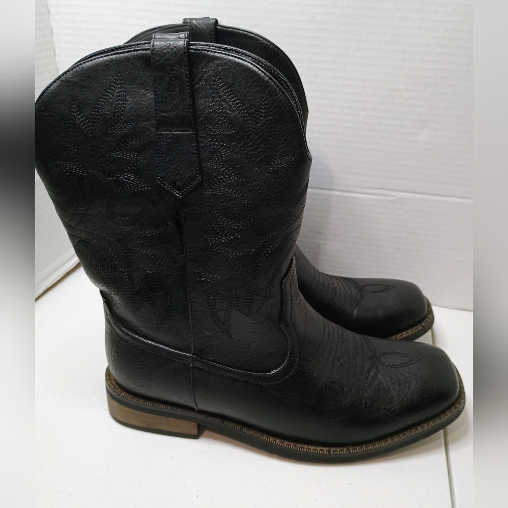 Men's Western Black Boots Size 9.5
